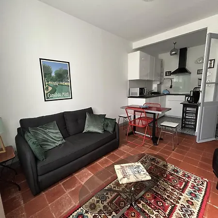 Dans Une Maison Des Annees 30 Lejlighed